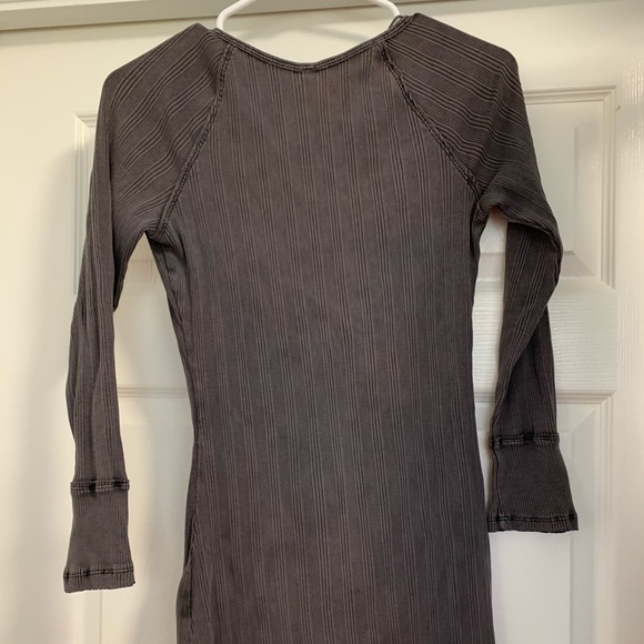 Grey Free People Top - Picture 3 of 4